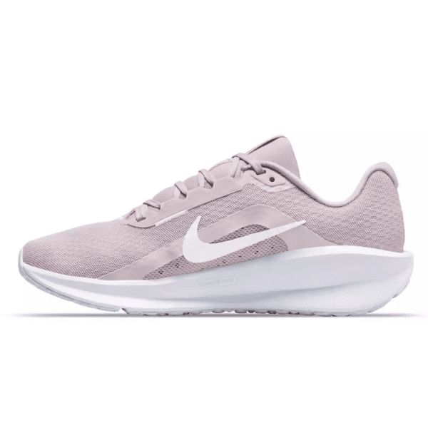 NIKE DOWNSHIFTER 13 MAUVE/BLANCO PARA MUJER - Imagen 3