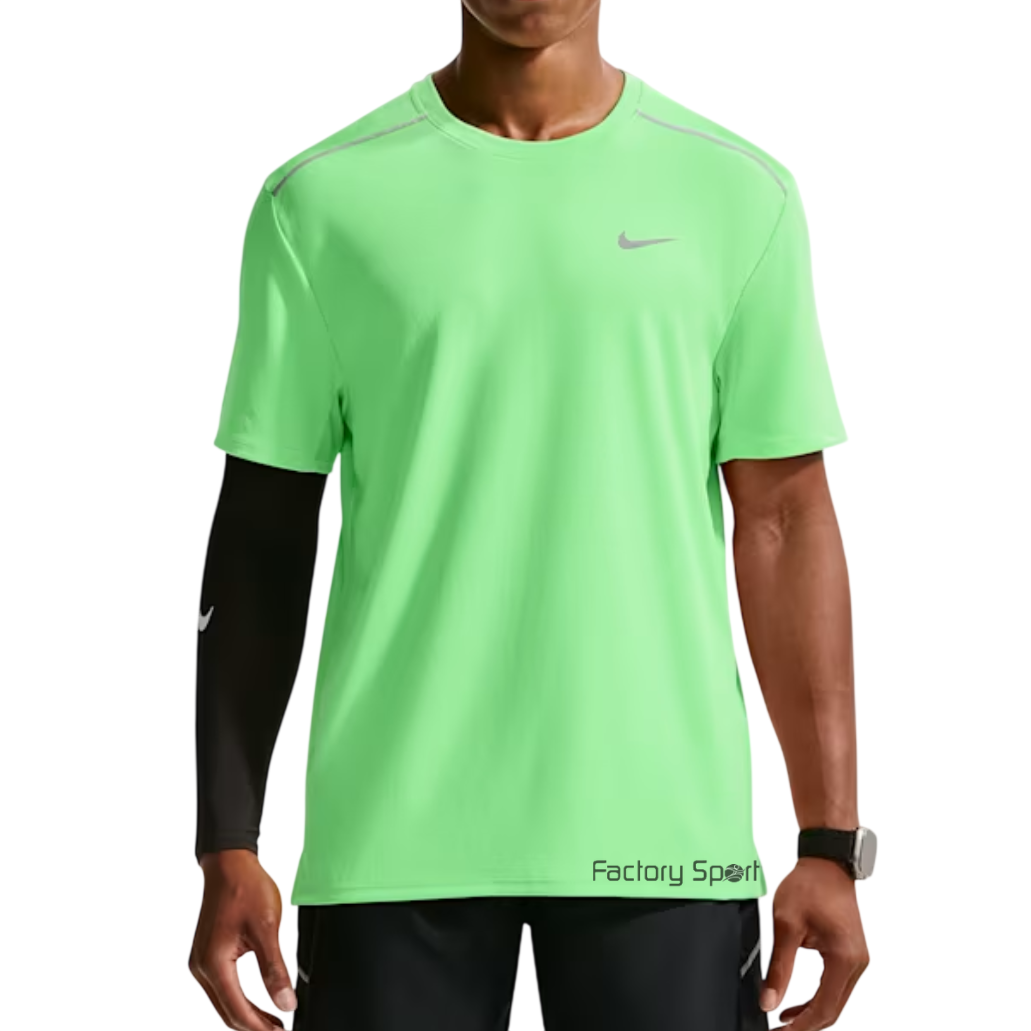 NIKE DF UV MILER SS CAMISETA RUNNING VERDE FLUOR PARA HOMBRE - Imagen 4